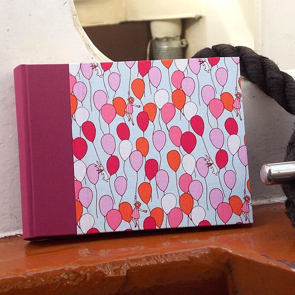 Kleines Fotoalbum Pink Hellblau mit Luftballons
