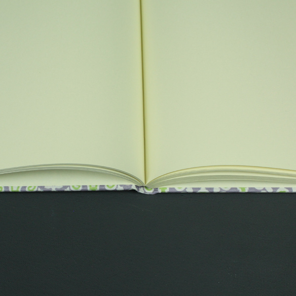 Gästebuch quadratisch blanko