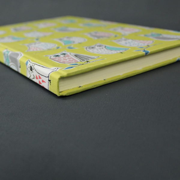 Gelb buntes Babytagebuch