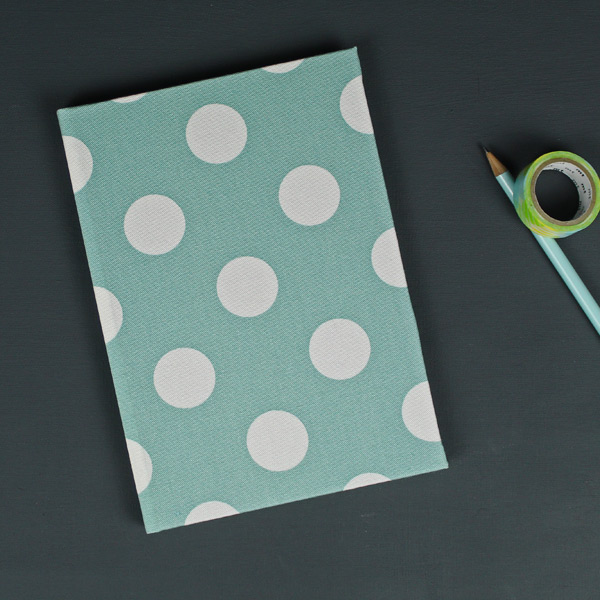 Adressbuch DIN A5 Graugrün mit cremefarbenen Polka Dots