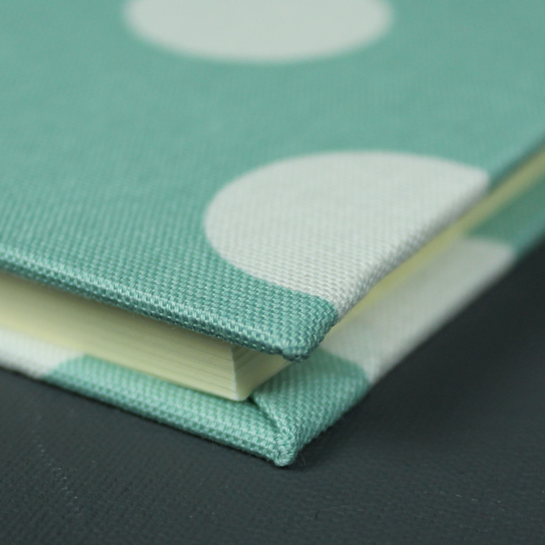 Adressbuch DIN A5 Grün Creme Polka Dots