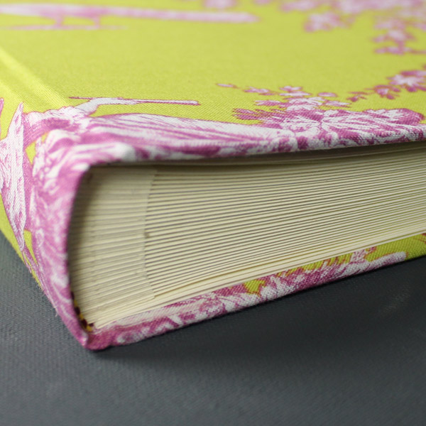 quadratisches Fotoalbum, limonengrün, pink, Toile de Jouy