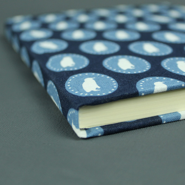 Blau weißes Babytagebuch Pinguine