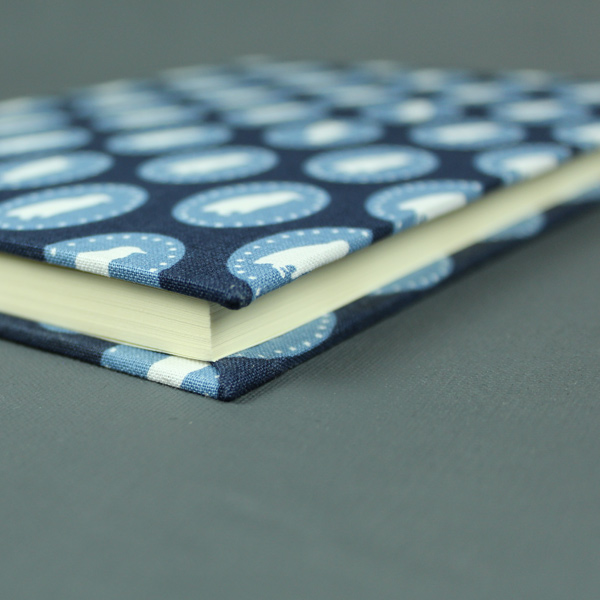 Blanko Babytagebuch blau weiß Pinguine