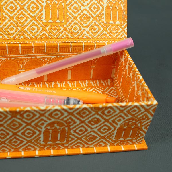 Stiftekästchen handgeschöpftes orange creme Papier Venedig