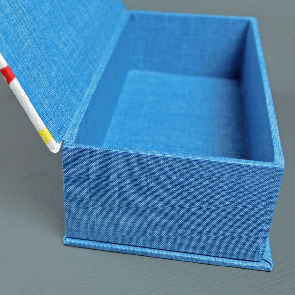 Stiftekästchen blau weiß Junge Autos