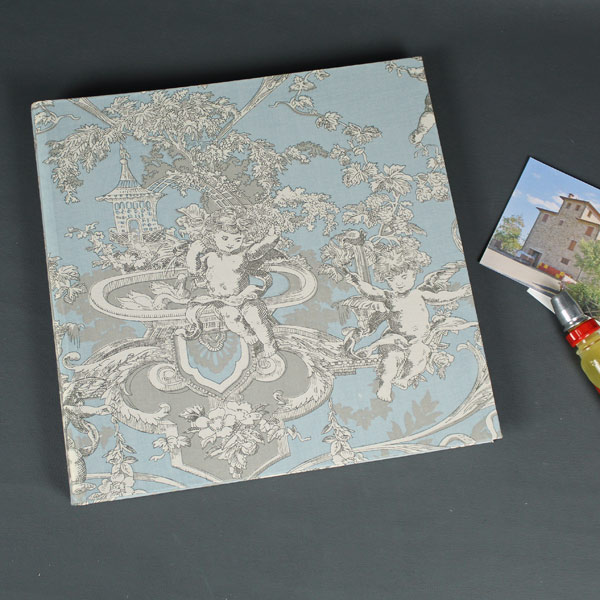 Quadratisches Fotoalbum, bleu im Toile de Jouy Stil