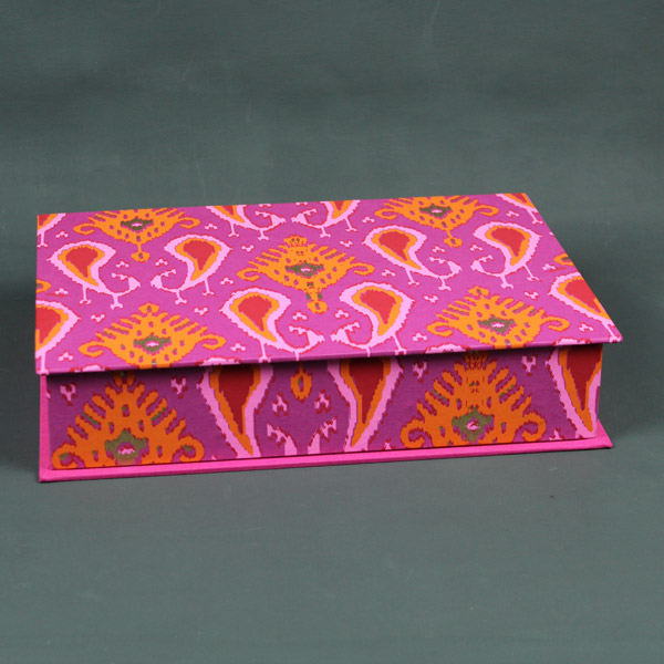 Großer Kasten in leuchtend pink orange rosa gold gemustert