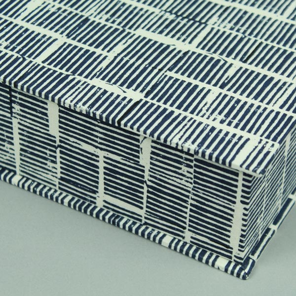 Tintenblaues Nähkästchen