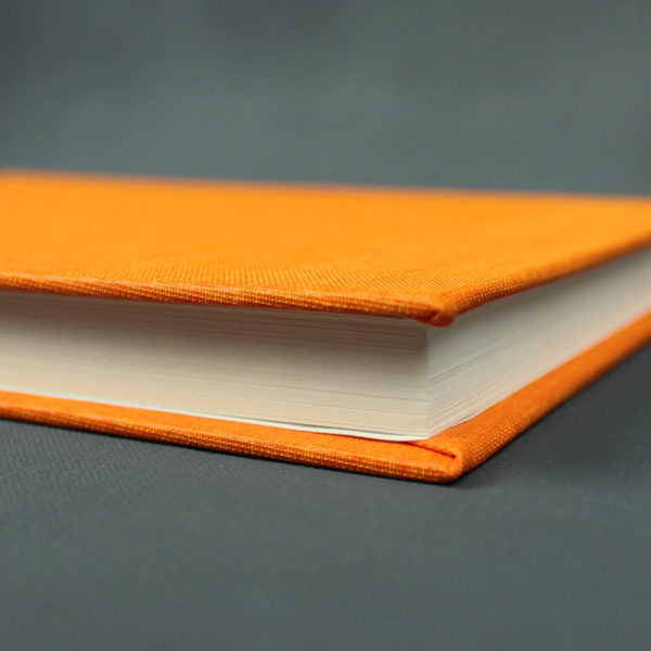 DIN A5 orange Skizzenbuch