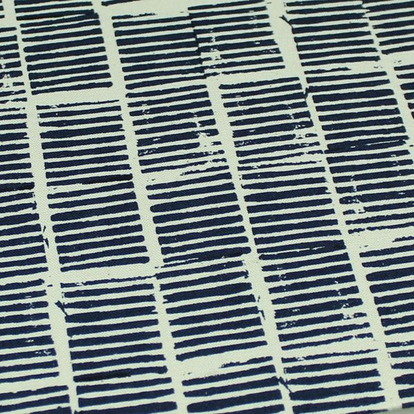 tintenblaues Skizzenbuch