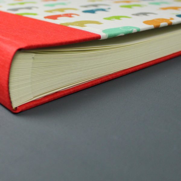 Großes querformatiges Kinderfotoalbum mit Elefanten