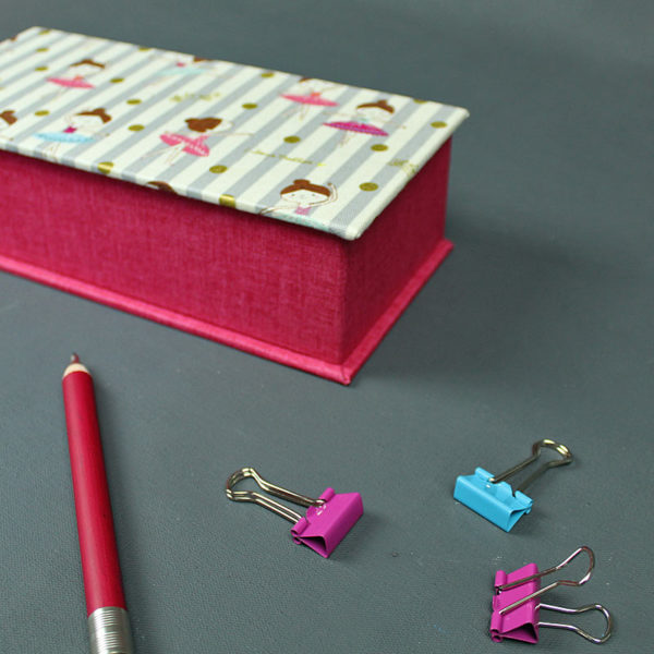 Pink goldenes Stiftekästchen