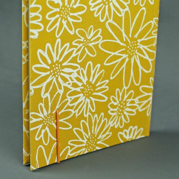Ockergelbes Notizbuch DIN A5