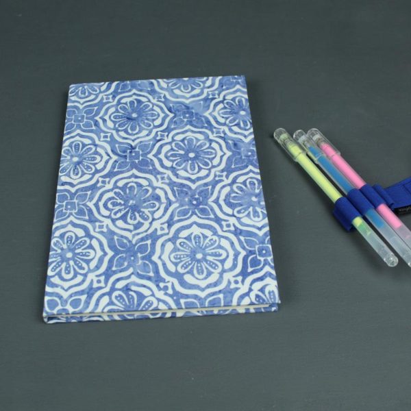 DIN A5 Reisetagebuch blau im Batik Look