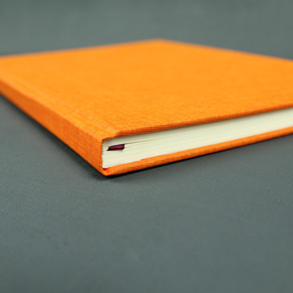 Buchkalender 2020 orange