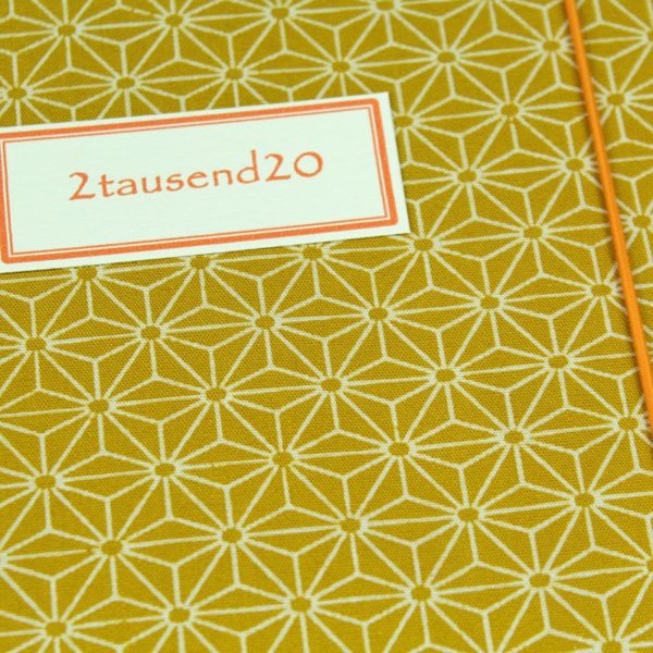 Mehrsprachiger Kalender 2020 gelb weiß