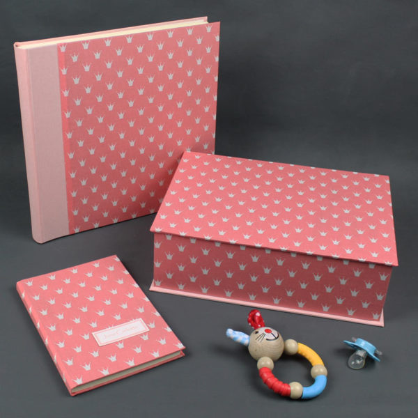 Baby Erinnerungsboxen Set apricot mit hellen Krönchen