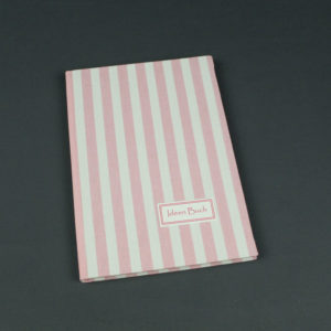 Notizbuch DIN A5 mit breiten rosa weißen Längsstreifen