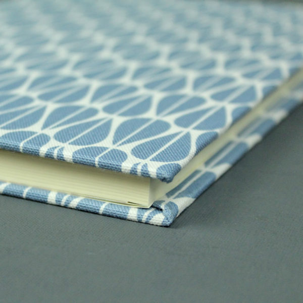 Blau creme gemusterter Kalender 2021