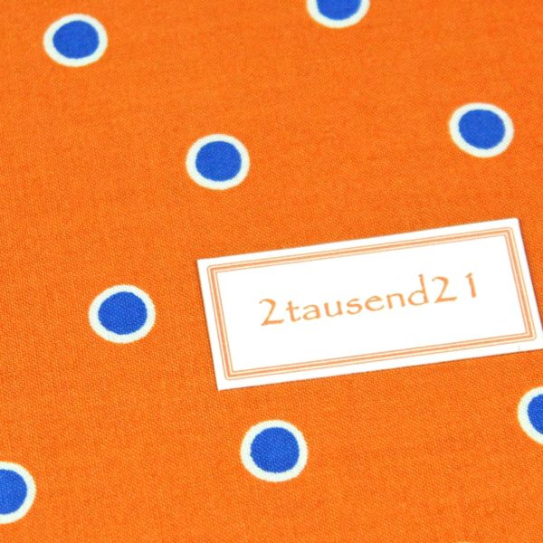 Kalender 2021 orange mit blauen Punkten