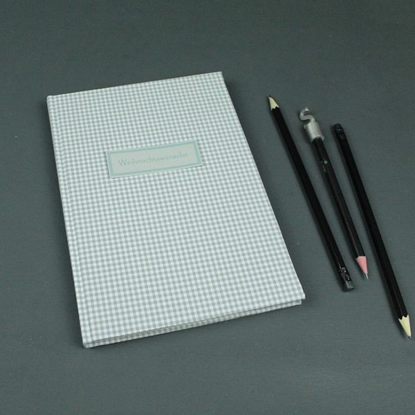 Bullet Journal mit hellgrau weißem Vichykaro