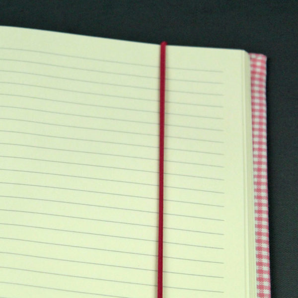 Notizbuch DIN A5 mit rosa weiß kariertem Baumwollstoff bezogen