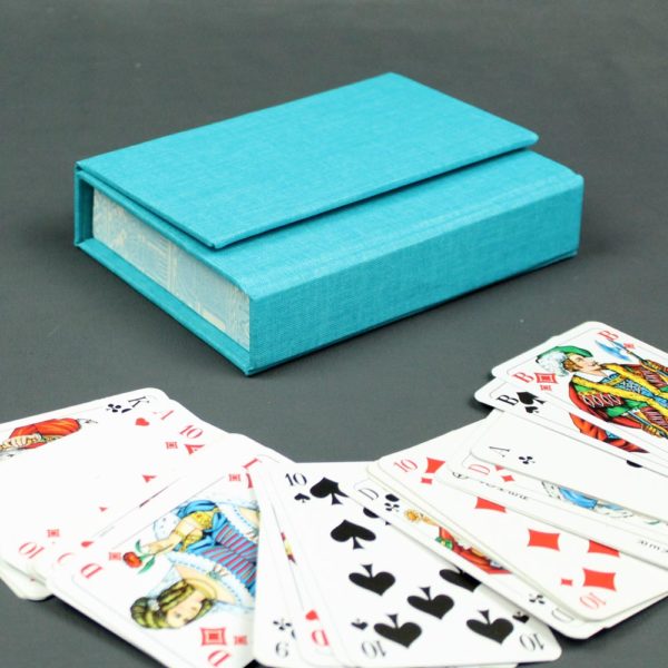 Spielkartenkästchen türkis hellblau