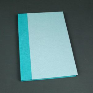 Notizbuch DIN A5 mit türkis und hellblauem Buchbinderleinen