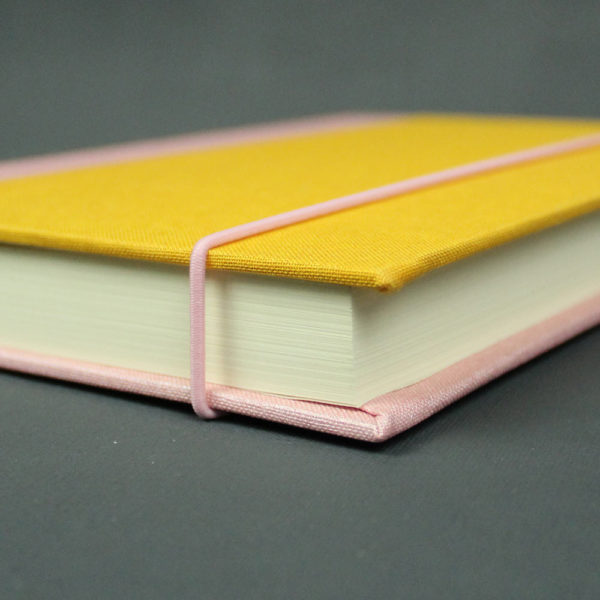 Immerwährender Kalender rosa gelb