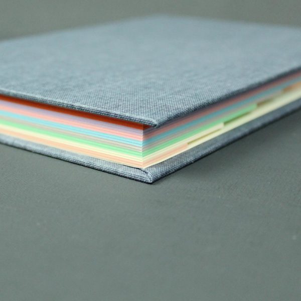 Kochbuch DIN A5 bunte Registerseiten grau