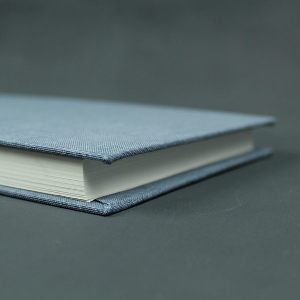 Skizzenbuch hellgraues Buchbinderleinen