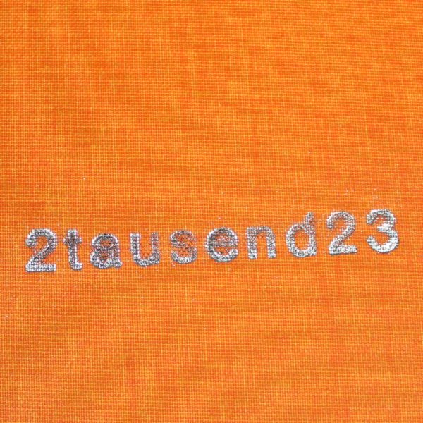 Wochenplaner 2023 pink orange mit Namensprägung