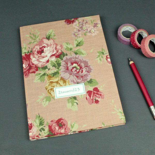 Buchkalender 2023 altrosa mit Rosen bedruckt