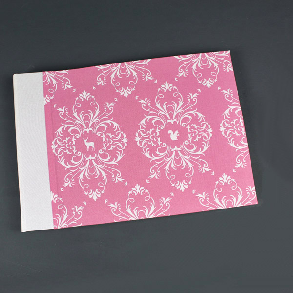 Fotoalbum Querformat pink mit weißen Ornamenten