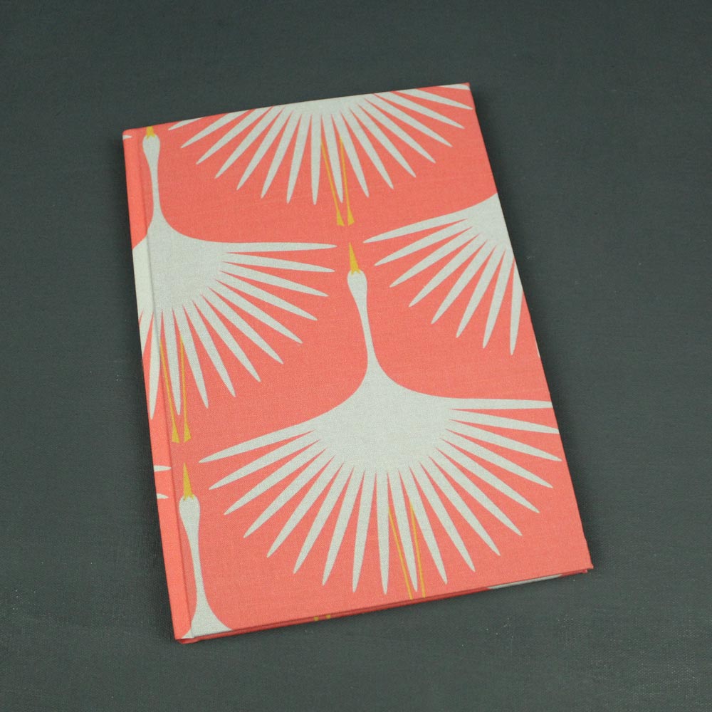 DIN A5 Notizbuch apricot creme mit großen Kranichen