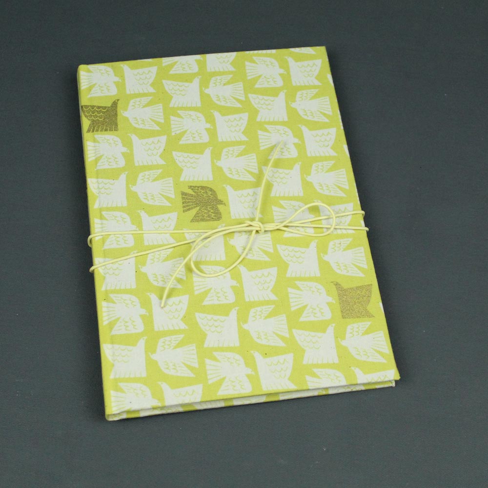 Notizbuch DIN A5 Gelb Creme Gold mit Verschluss
